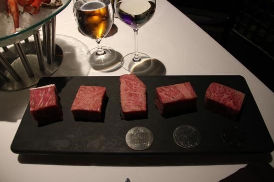 神户牛肉，4盎司。
