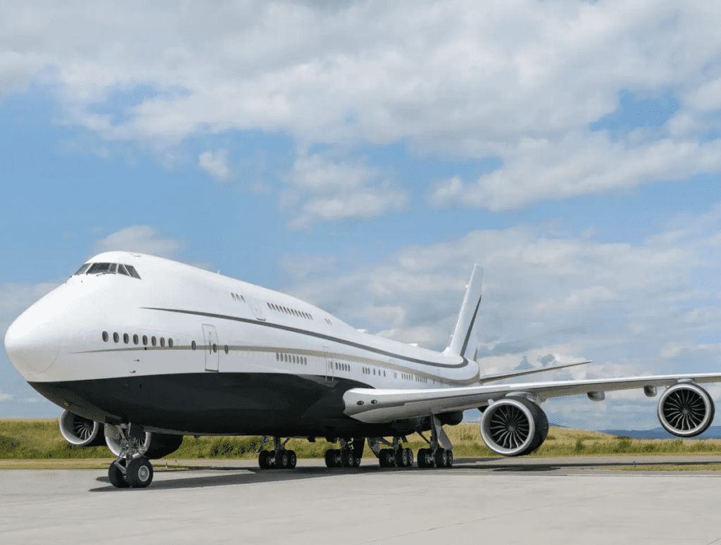 波音747-8公务机