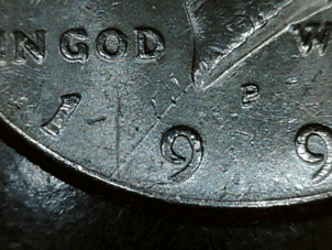 模具裂纹也是常见的铸币错误